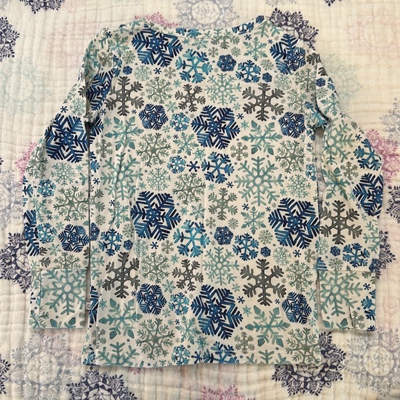 ❄️ snowflake ❄️ bamboo 2 piece pjs in size 4t. Great condition! - Picture 5 of 9